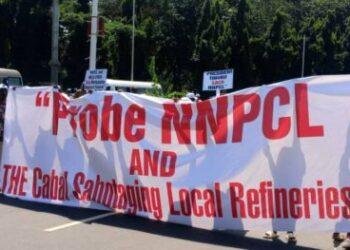 Anti-corruption protesters storm Fagbemi’s office, demand probe of Kyari