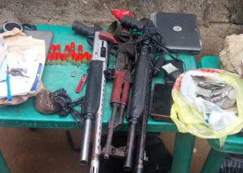 Police raid criminal hideout, arrest 3, recover arms, N10.3m cash in Imo