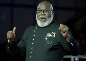 Bishop T.D. Jakes passes Torch to Daughter, Son-in-Law after 30 years leading The Potter’s House