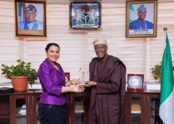 Nigeria’s landmark dollar bond wins ‘West Africa Deal of the Year’ at global awards