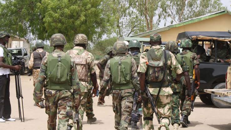 Troops kill terror kingpin ‘Onowu’, arrests over 430 criminals suspects in major nationwide crackdown