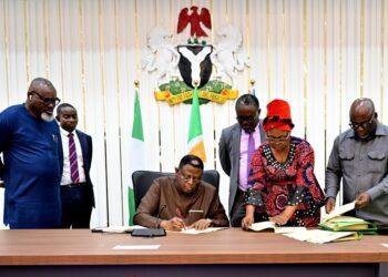 Gov. Otu assents to 9 bills as legislators endorse his re-election