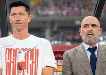 Lewandowski to quit Poland's national team amidst controversy with coach
