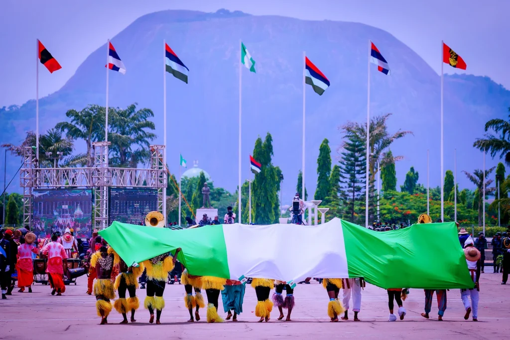 Citizen Patriotism vs. Personality Worship: The real crisis in Nigerian politics