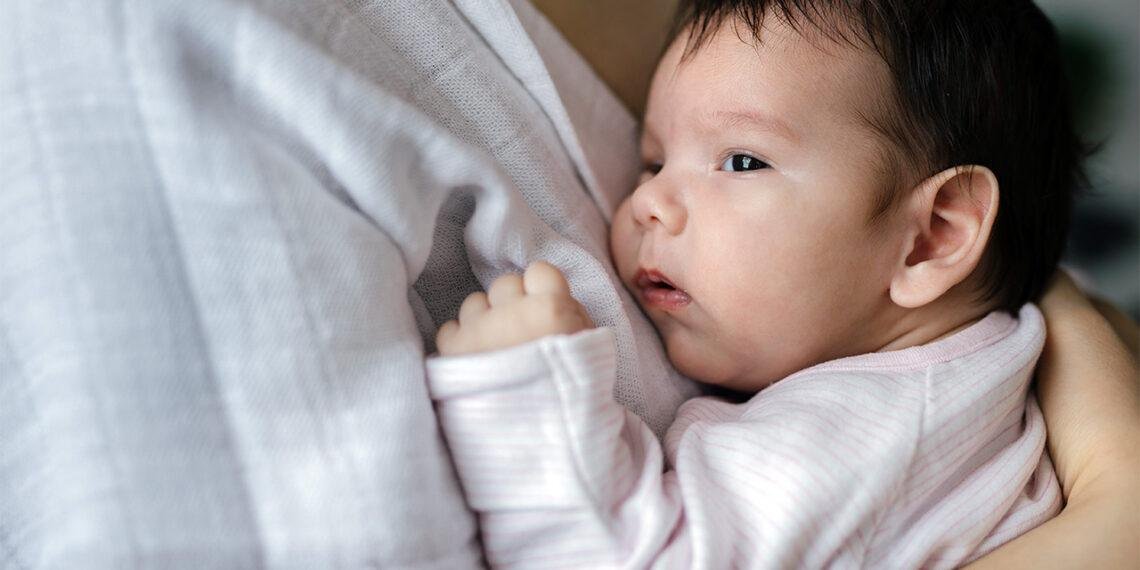 Mob rescues 2-month-old baby from alleged kidnapper in Ughelli