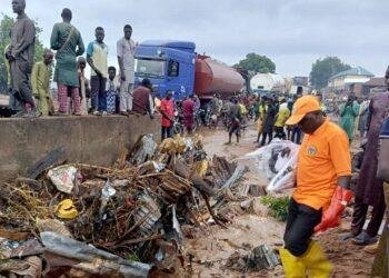 Relief effort as NEMA begins distribution to flood victims in Niger State