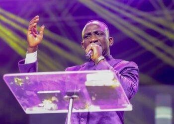 Pastor Paul Enenche rejects ₦30 Million cash donation from Kebbi Governor, insists on integrity, transparency