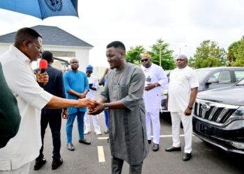 Gov. Otu presents operational vehicles to directors of homeland security, college provost