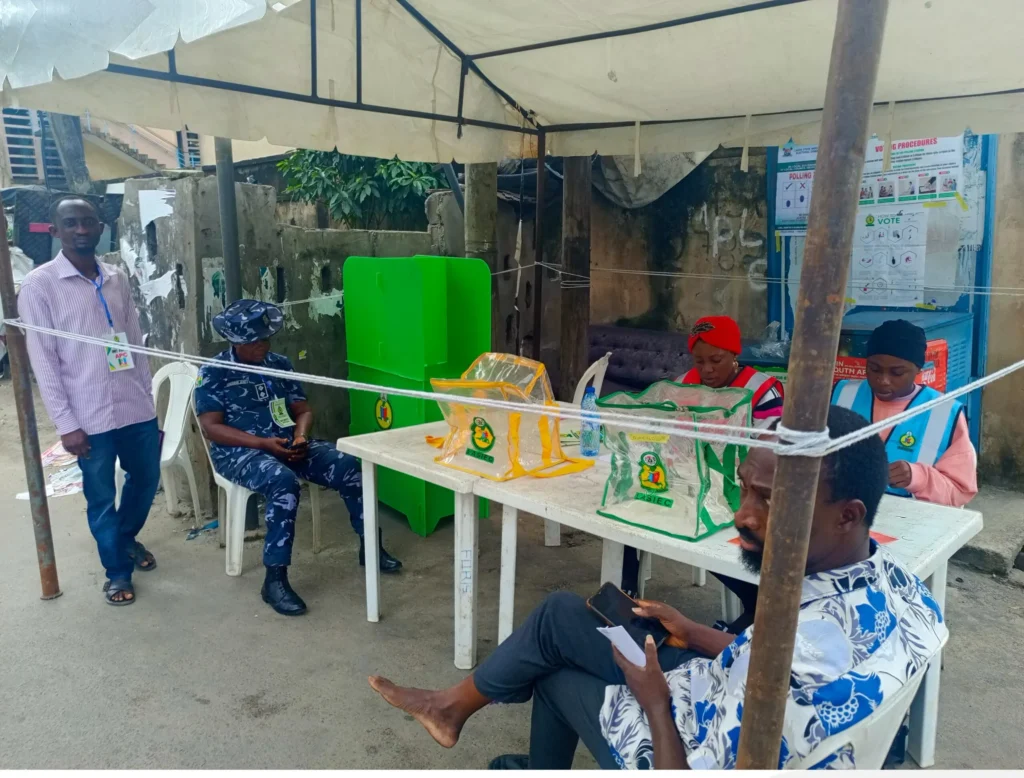 APC takes early lead in Lagos LG Polls amid low voter turnout