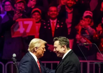 Investor panic as Elon Musk unveils “America Party,” Tesla shares drop by 7%