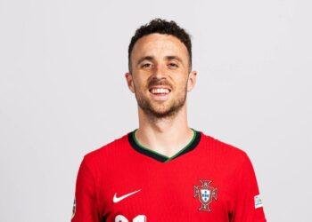 Tragedy Strikes: Liverpool Star Diogo Jota Dies in Car Crash at 28