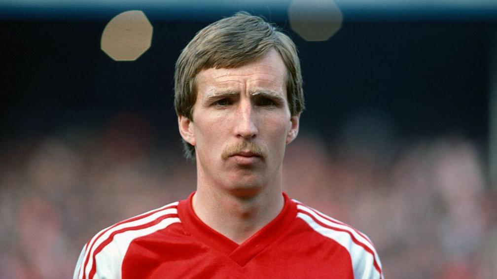 Former Wales, Liverpool defender Jones passes away at 70