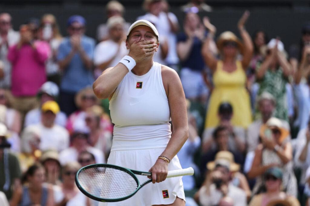 French Open, Australian Open, Coco Gauff's victoryWorld number 12, Amanda Anisimova, Grand Slam final, ryna