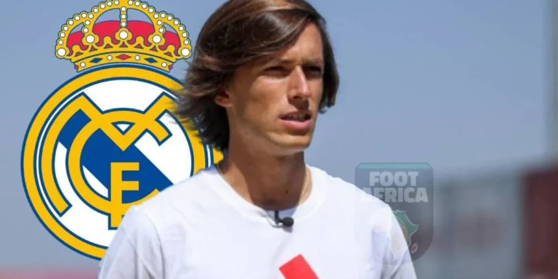 Real Madrid, Spanish defender, Club World Cup, Alvaro Carreras, Benfica, Real Madrid's youth academy, Manchester United