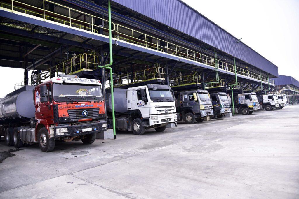 Dangote refinery CNG trucks