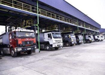 Dangote refinery CNG trucks