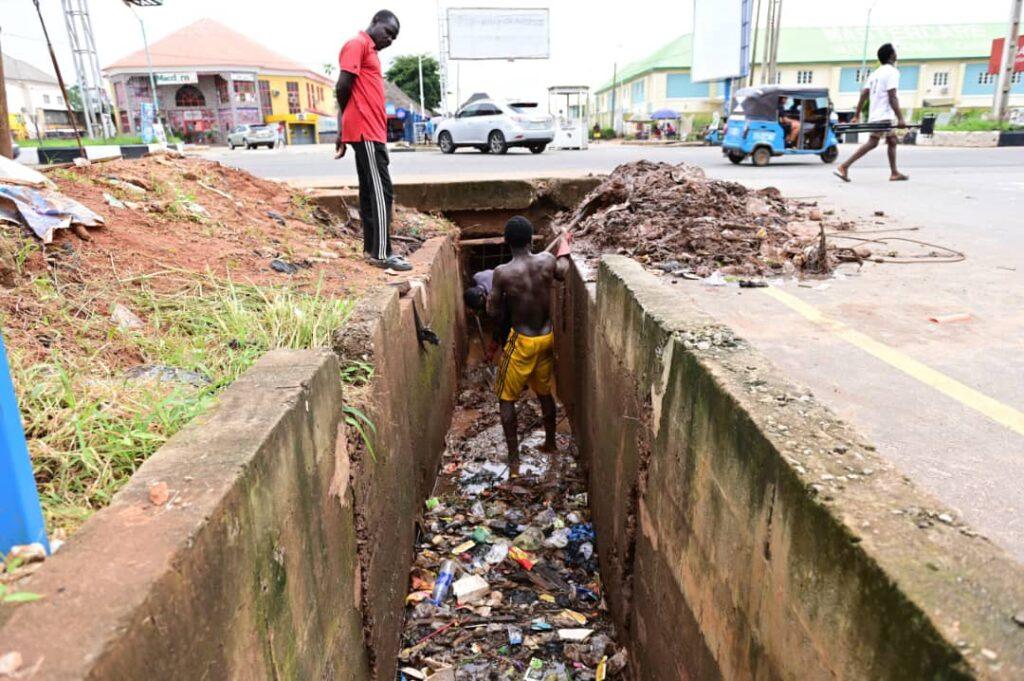Delta State intensifies flood control measures as Capital Territory Agency clears major drainages