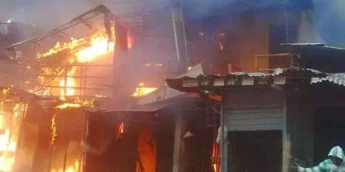 Inferno ravages Igbudu Market in Warri, destroys goods worth millions