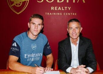 Arsenal complete signing of Gyokeres from Sporting for £63m