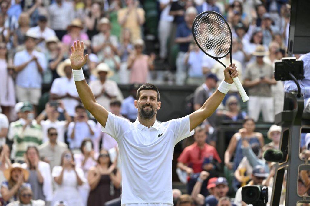 Djokovic dominates Evans to advance at Wimbledon