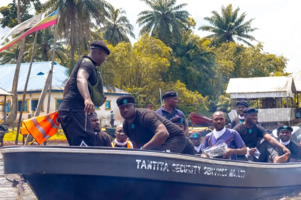Tantita Security outfit security oil pipelines