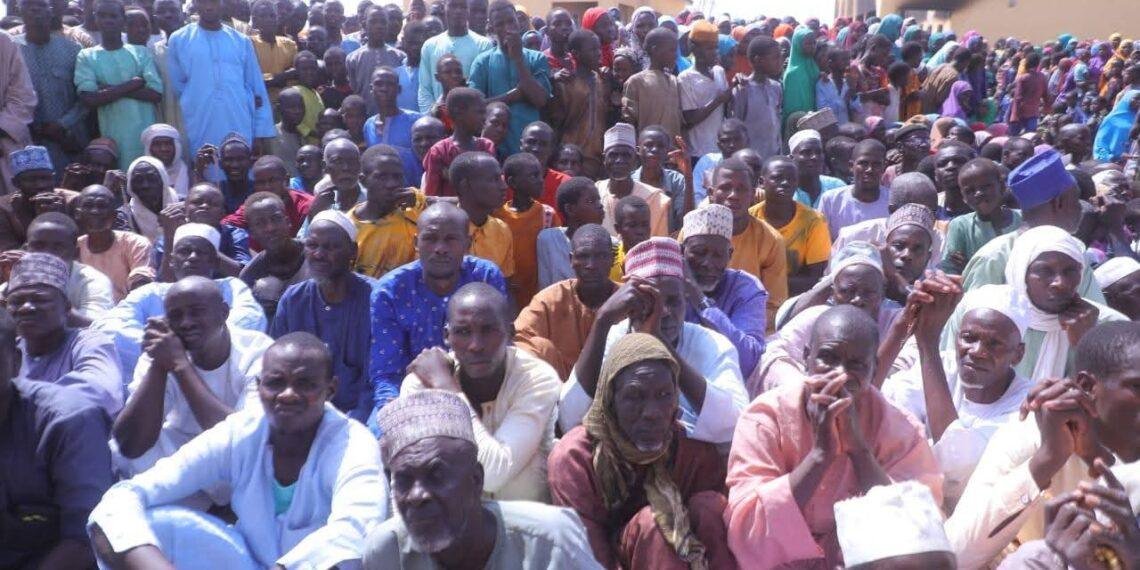 Gov. Zulum condoles Malam Fatori residents over deadly B/Haram attack