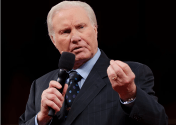Jimmy Swaggart dies at 90