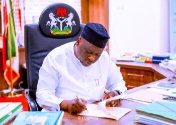 Adamawa Gov signs law establishing official seal