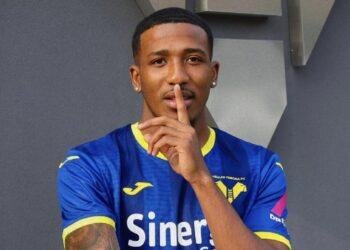 Wolves Sign Jackson Tchatchoua Hellas Verona