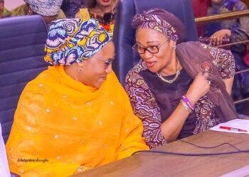 Tinubu’s wife donates N1bn, relief supplies to Niger flood victims