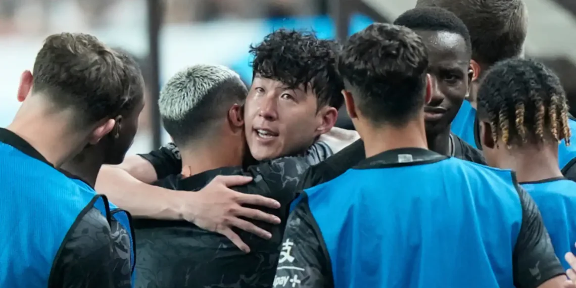 Son bids emotional farewell to Spurs in final game