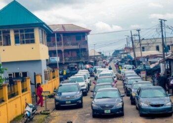 Police dismantle interstate car snatching syndicate in Rivers, recover 22 vehicles, arrest 12 suspects