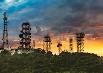 Nigeria faces looming Telecom blackout as Diesel war erupts between IHS, Oil suppliers