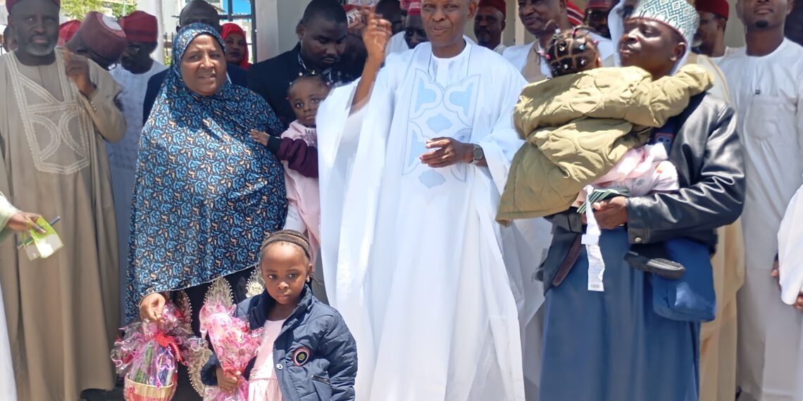 Nigerian conjoined twins return from Saudi after successful surgery