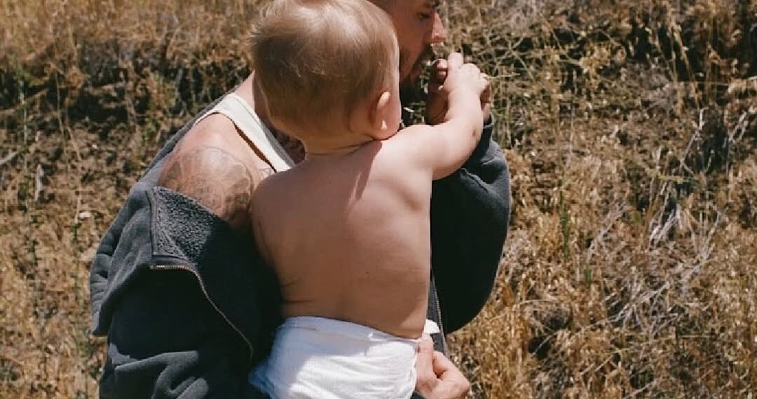 Justin Bieber shares intimate pictures with his son