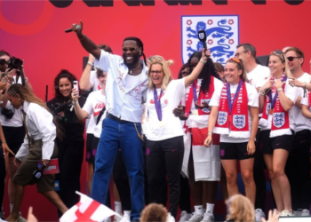 England’s coach Wiegman invites Burna Boy to celebrate Ballon d'or award