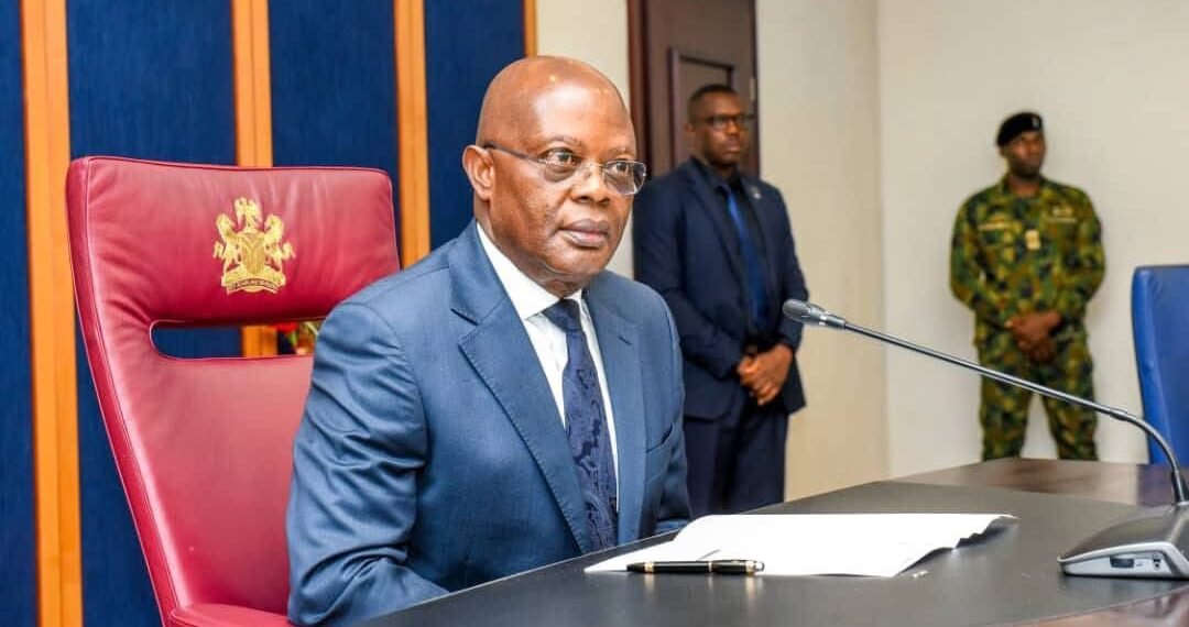 Shameful as Ibas’ aides protest unpaid entitlements at Govt. House