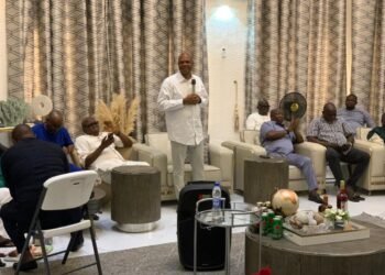 Ukodhiko rallies Owhe clan leaders, flags off ₦435m electricity infrastructure upgrade