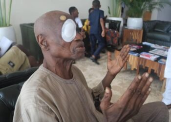 FCT NUJ provides free eye surgery for former chairman