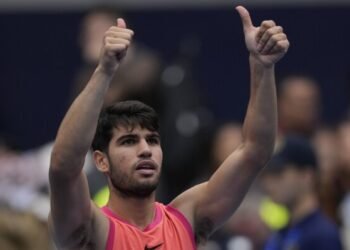 Top seed Alcaraz advances to semis in Japan as Gauff wins opening match in China