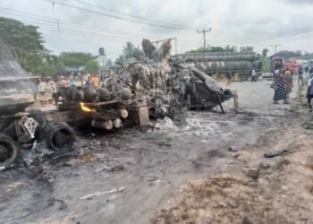 Tension in Obubra-Ikom highway as youths kill one, burn Vehicle in Cross River