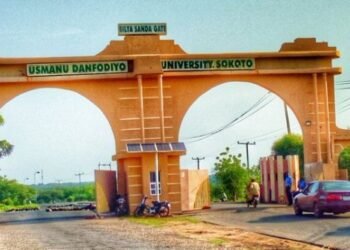 Sokoto Governor’s Hajj reward to best University graduate sparks fierce debate