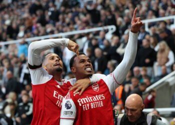‎Gabriel's last-minute goal secures Arsenal's 2-1 victory against Newcastle