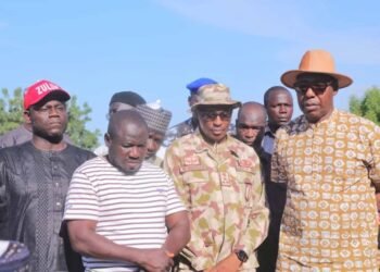 Zulum approves hospital, water facilities for Borno community after insurgent attack