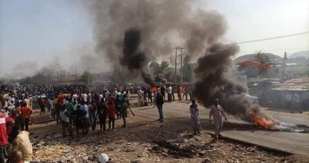 Pro-Dangote Refinery protest rocks Ibadan