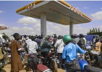 ‎Mali's Fuel Crisis Deepens: Nationwide School closures amid ongoing shortages, Russian aid arrives
