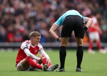 Arsenal midfielder Odegaard out until mid-November