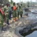 Army nab 28 suspected oil thieves, destroys illegal refineries in Niger Delta