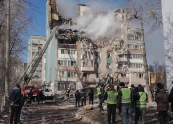 15 Children among 25 killed in one of Russia's deadliest strikes on Western Ukraine