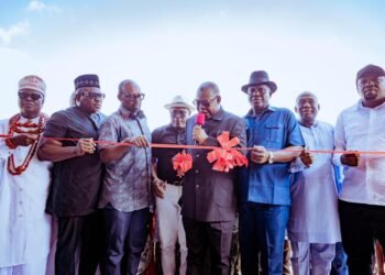 Oborevwori unveils new housing facilities in Okuama Community